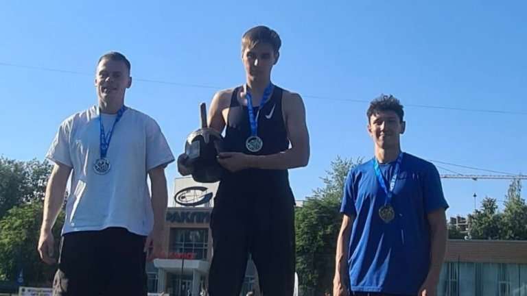 Золото и бронзу этапа легкоатлетических соревнований "Королева спорта" завоевали иркутские спортсмены