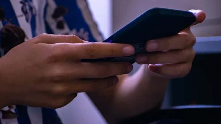 Более 12 млн рублей отдали мошенникам жители Приангарья за три дня