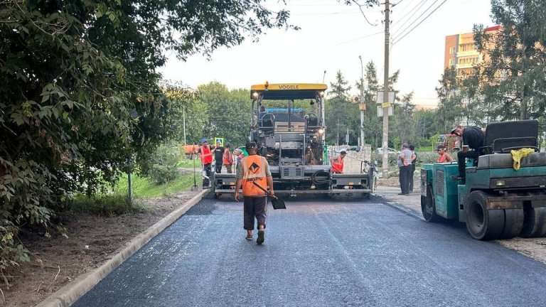 97 участков дорог ремонтируют в частном секторе Иркутска