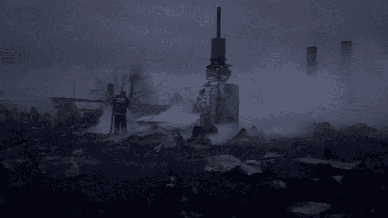 51 человек остался без крыши над головой после пожара в Вихоревке