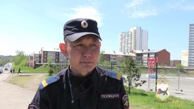 Во время отпуска полицейский из Иркутска задержал преступника