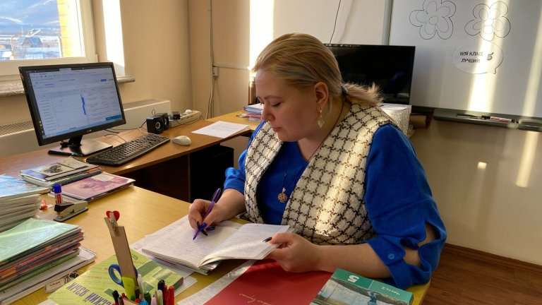 В Приангарье документы на участие в программе «Земский учитель» можно подать до 15 апреля