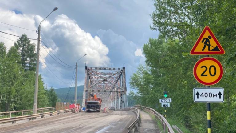 Во время выпускных мост через Лену в Усть-Куте перекрывать не будут