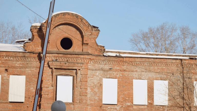 В Иркутске планируют реставрировать здание, где в 1890 году останавливался Чехов