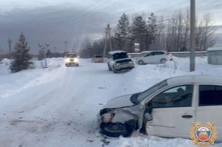 В Нижнеилимском районе пьяный водитель устроил ДТП, в котором пострадал ребёнок