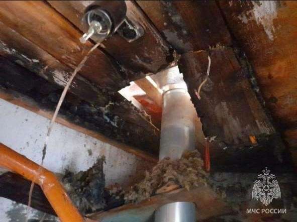 Неисправная печь привела к пожару в Куйтунском районе