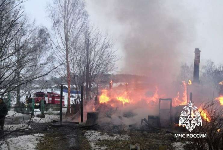 89-летняя пенсионерка спасла дочь и внучку на пожаре в Нукутском районе