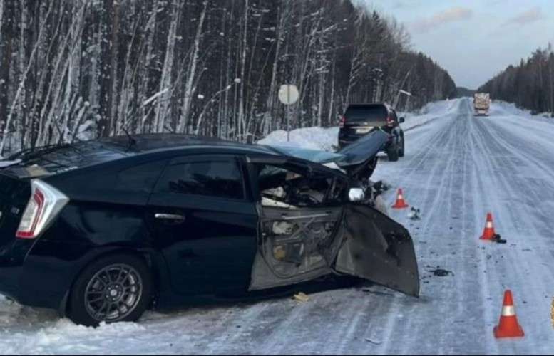 Лобовое столкновение унесло жизни двоих человек в Усть-Илимском районе