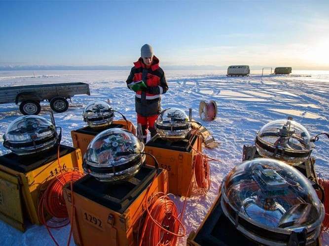 Исследования с помощью нейтринного телескопа на Байкале всё-таки состоятся
