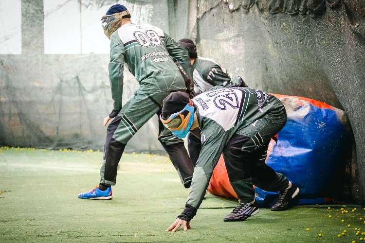 10 команд стали участниками турнира по пейнтболу в Иркутске