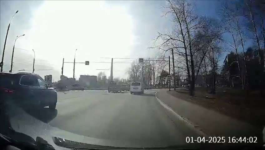 Видеоохота на дорогах региона от 02.04.2025