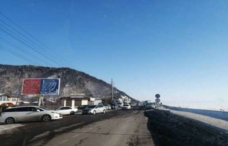 Дорога в Листвянке