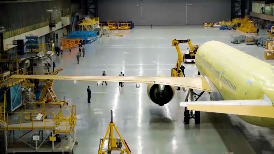 МС-21 на авиазаводе