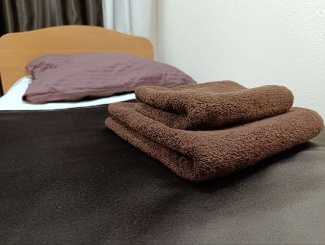 Гостиничная кровать