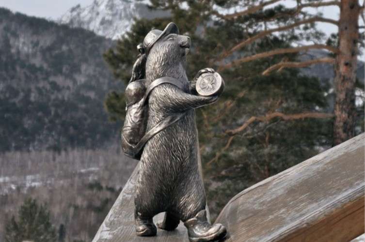 Бронзовая скульптура суслика