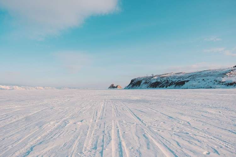 лёд, следы колёс, Байкал