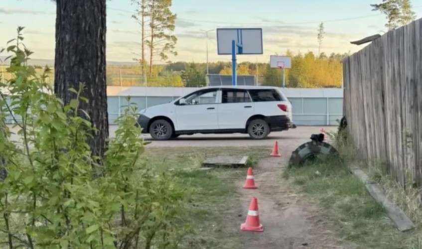 место ДТП, автомобиль
