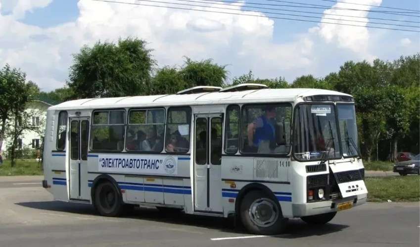 Автобус в Усолье
