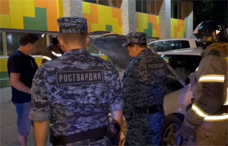 Росгвардейцы