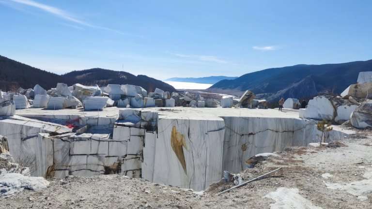 Территорию у мраморного карьера вблизи посёлка Бугульдейка благоустроят для туристов