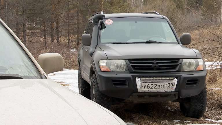 Водители внедорожников вышли на пробные заезды экстремальных гонок под Братском