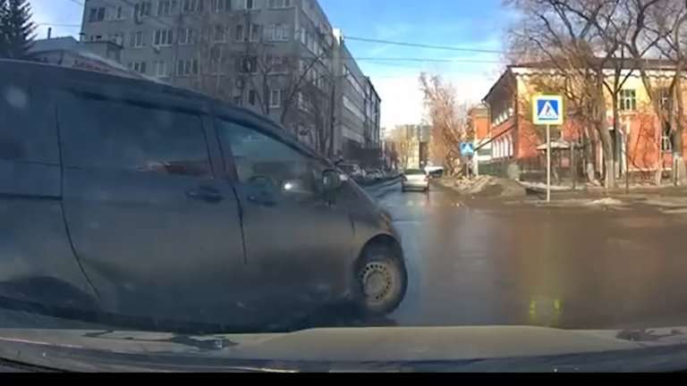 Видеоохота на дорогах региона за 13.03.2024