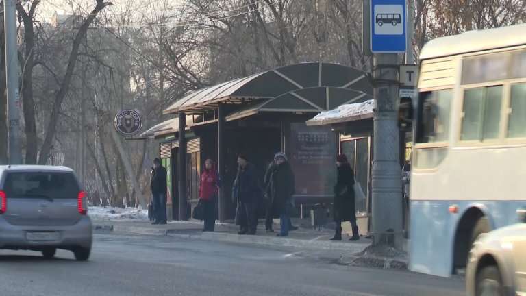 В Иркутске в частном общественном транспорте часто нарушают нормы наименования остановок