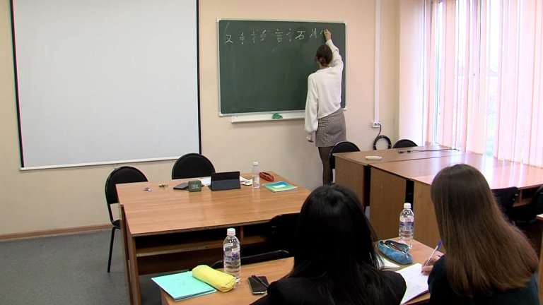 Иркутская область вошла в десятку регионов России по уровню спроса на владеющих китайским языком сотрудников