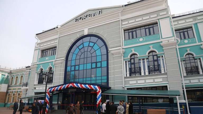 Большинство горожан проголосовали за благоустройство площади у железнодорожного вокзала в Иркутске