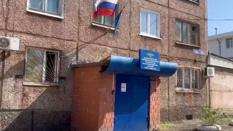 Мужчина ограбил на улице 78-летнюю продавщицу овощей Братске