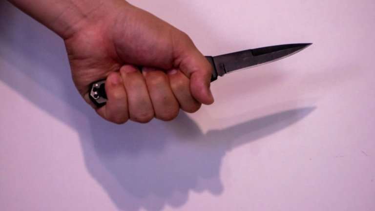 Попытка зарезать знакомого стоила жителю Ольхонского района 250 часов обязательных работ