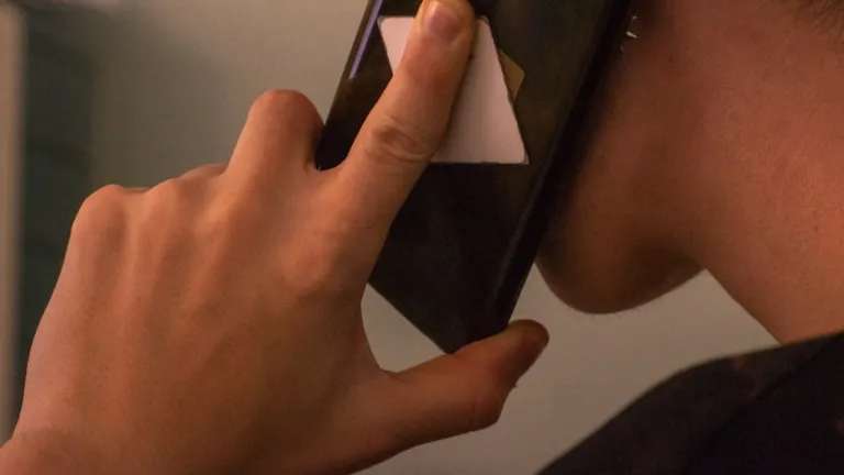 Жителям Иркутской области рассказали о новых уловках мошенников