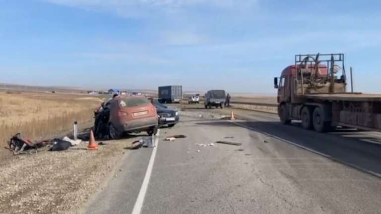 В автоаварии погибли волейболистки, возвращавшиеся из Кемерова в Шелехов