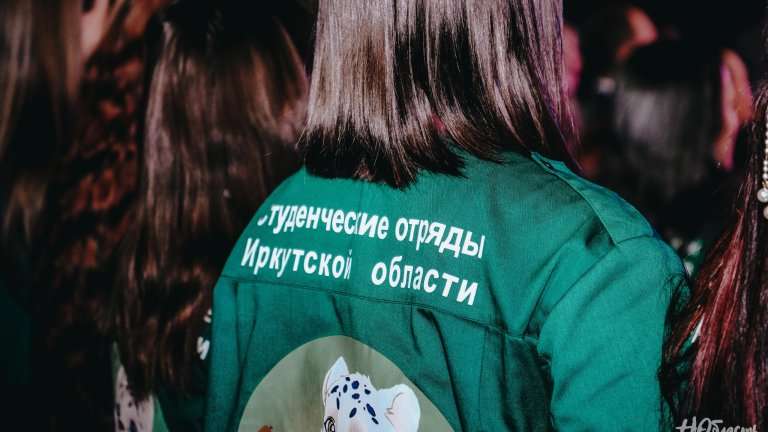 Дети-сироты Приангарья не лишатся региональной доплаты в период работы в студотрядах