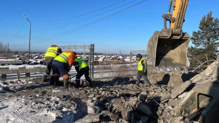 В Мегете возобновился капитальный ремонт виадука