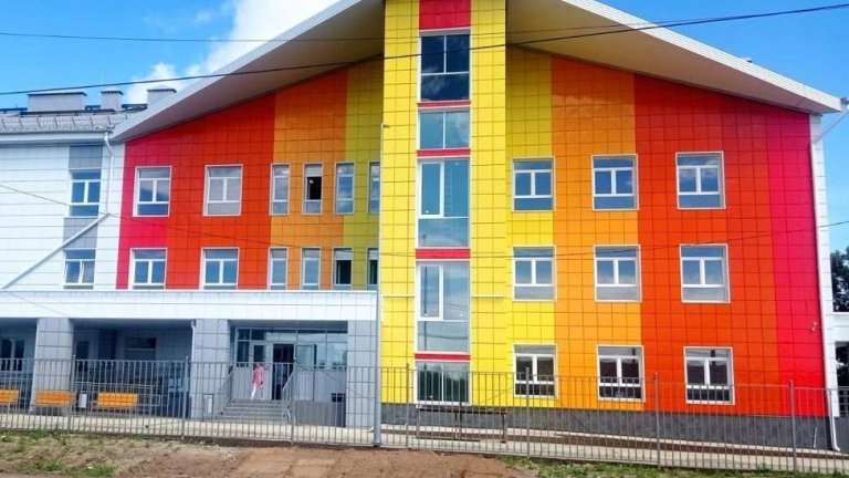 Новую детскую поликлинику откроют в октябре в посёлке Залари