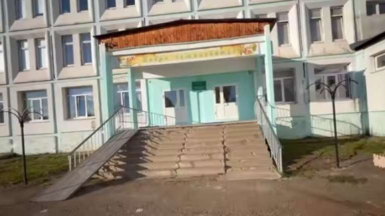 Александр Бастрыкин взял на контроль расследование ЧП в школе Балаганска