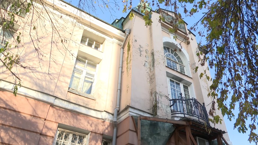 Когда отремонтируют здание Русско-Азиатского банка в Иркутске?