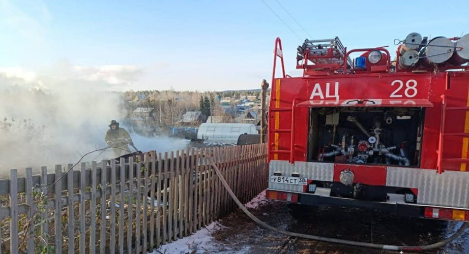 Непотушенная сигарета стала причиной трагедии в Братском районе