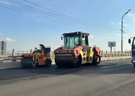 Ремонт дорожных покрытий мостов завершается в Иркутске