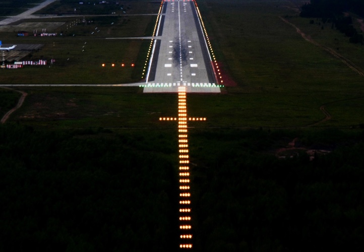 298 огней взлётно-посадочной полосы заменят в аэропорту Братск