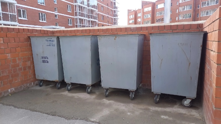 Штрафы за парковку возле мусорных контейнеров могут ввести в Иркутской области