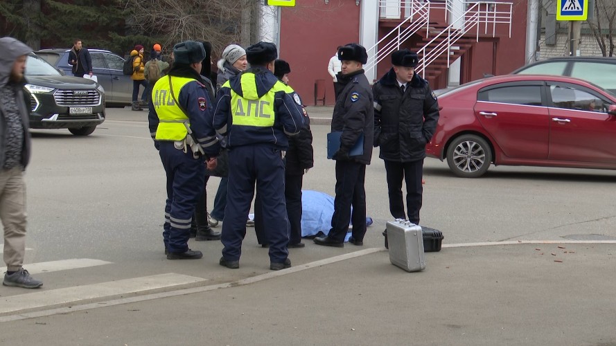 По дороге в школу на пешеходном переходе погиб 9-летений мальчик в Иркутске