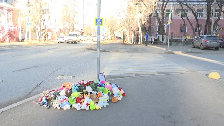 Установить светофор на месте гибели школьника просит общественность в Иркутске