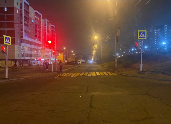 Полиция разыскивает водителя, сбившего школьника на улице Баумана в Иркутске