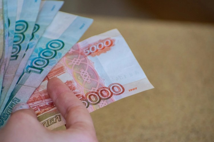 Инспектор Охотнадзора из Приангарья не смог объяснить покупку дорогого автомобиля