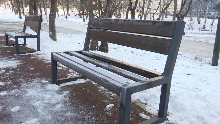 Сотни тысяч бюджетных рублей уходят на ремонт повреждённых вандалами объектов в Иркутской области