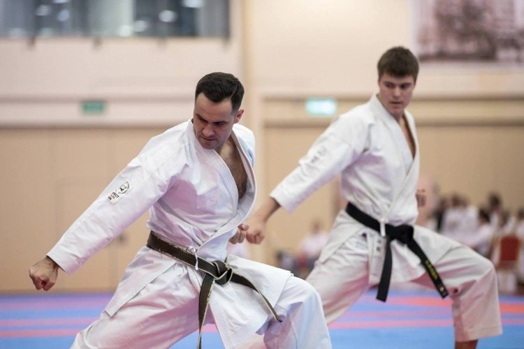 Сразу к нескольким важным соревнованиям готовятся юные каратисты Иркутской области