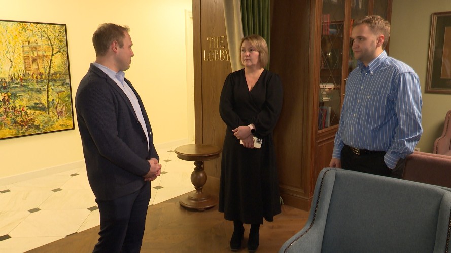 Потомки известного иркутского купца посетили обновлённые Курбатовские бани