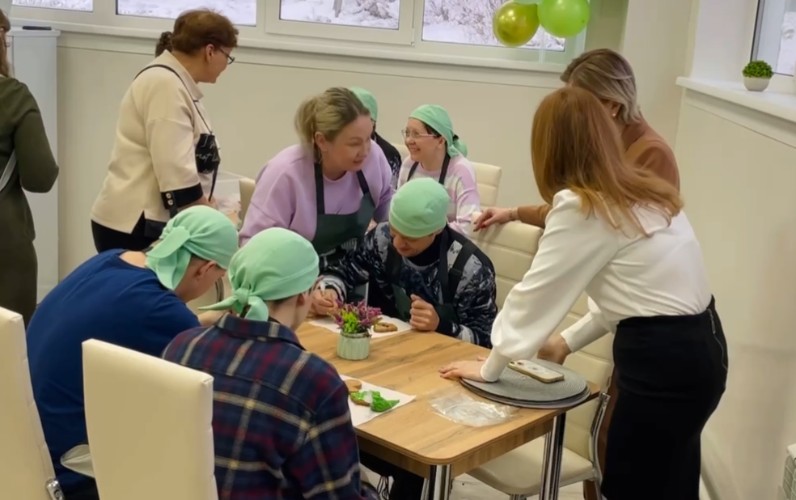 Готовить и шить будут учить жителей Усть-Илимска с особенностями здоровья